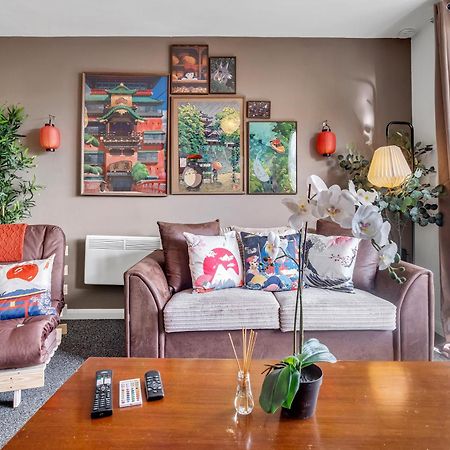 Anime Suite - Central And Free Parking With Netflix Бирмингам Екстериор снимка